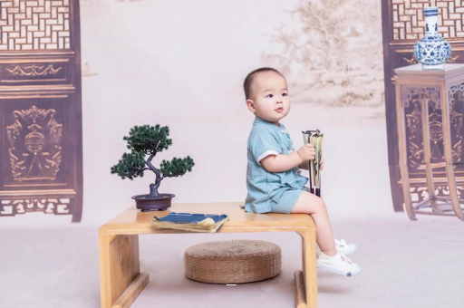 宣威四个月宝宝可以坐着吗